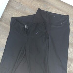 Black Nike capri leggings